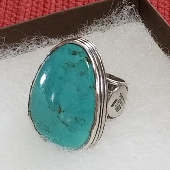Silpada Sterling Silver & Turquoise Ring - Picture 2 of 11